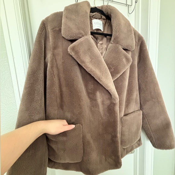 Velvet by Graham & Spencer • Brown Faux Fur Teddy Jacket - Women’s Size Large - Picture 4 of 16